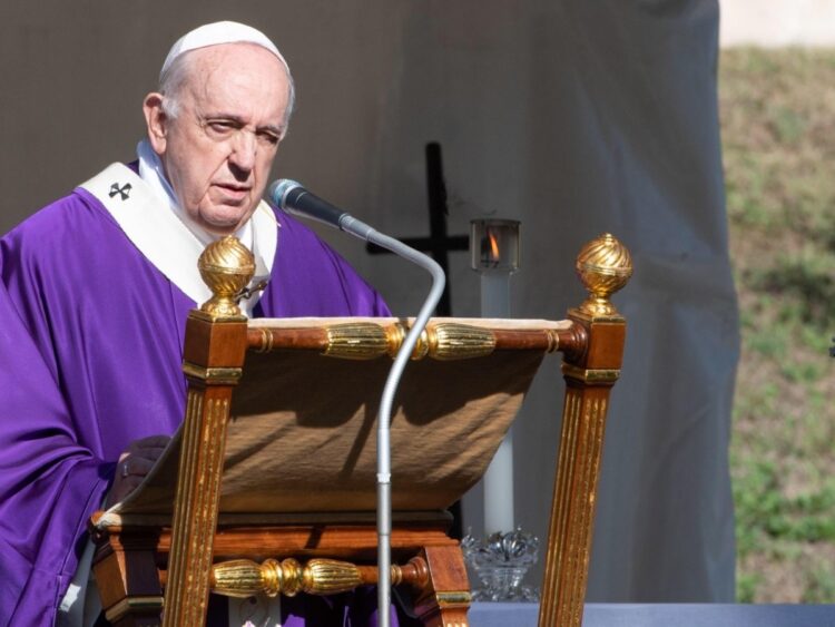 Papa Francisco pide a países ricos combatir cambio climático