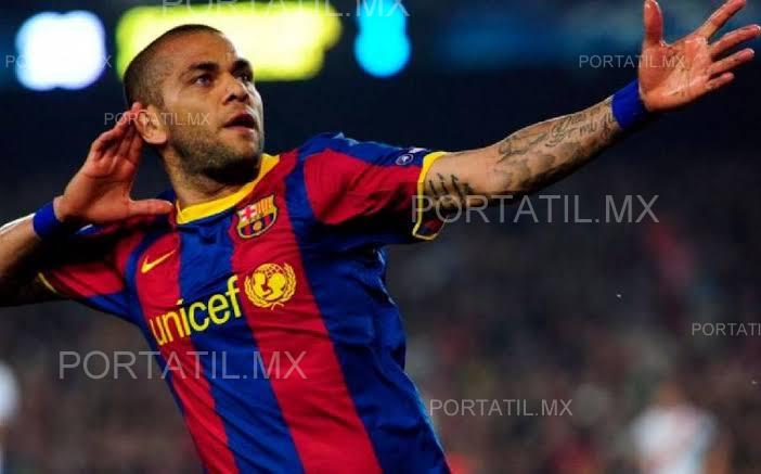 Dani Alves alaba al «Canelo» Álvarez en redes