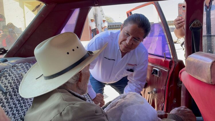 Entregan 5 mil apoyos invernales a familias vulnerables de 10 municipios rurales de Tamaulipas
