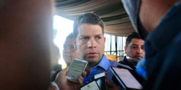 PAN redacta el convenio de coalición, PRI y PRD sólo revisarán