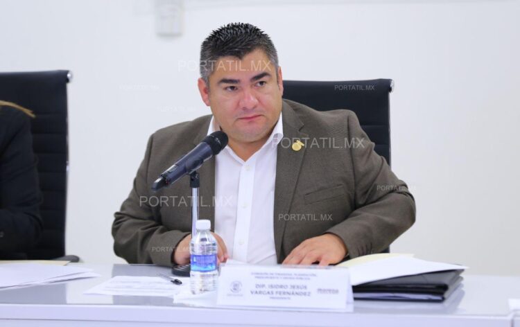 Diputados de Tamaulipas ordenan reducir el salario de Cabeza de Vaca