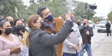 Santiago Nieto usó documentos falsos, afirma Cabeza de Vaca