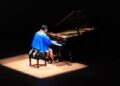 El pianista rarámuri Romeyno Gutiérrez se presentará en el Centro Cultural González Gallo