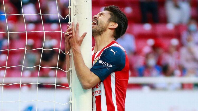 Oribe Peralta anuncia su retiro