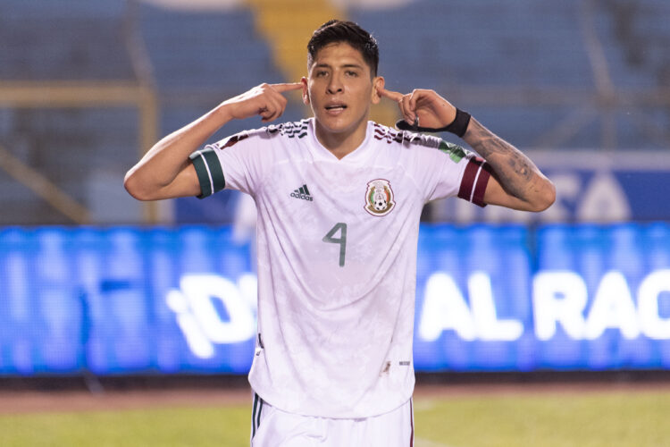 México vence a Honduras y se acerca al Mundial