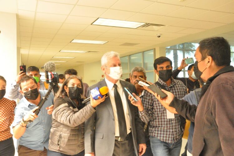 Zertuche reparte culpas por caída de Morena en el Congreso