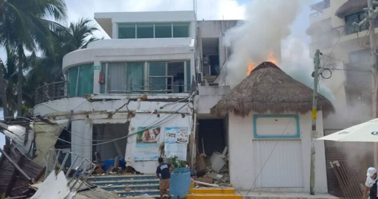 Explota tanque de gas en restaurante de Playa del Carmen, Q.Roo