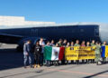 Despega avión rumbo a Rumania por mexicanos que huyeron de Ucrania