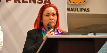 Renuncia otra diputada de Morena y se declara sin partido