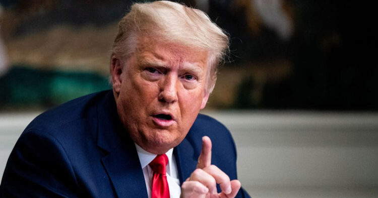 Trump  «sorprendido» con decisión de Putin tras invadir Ucrania