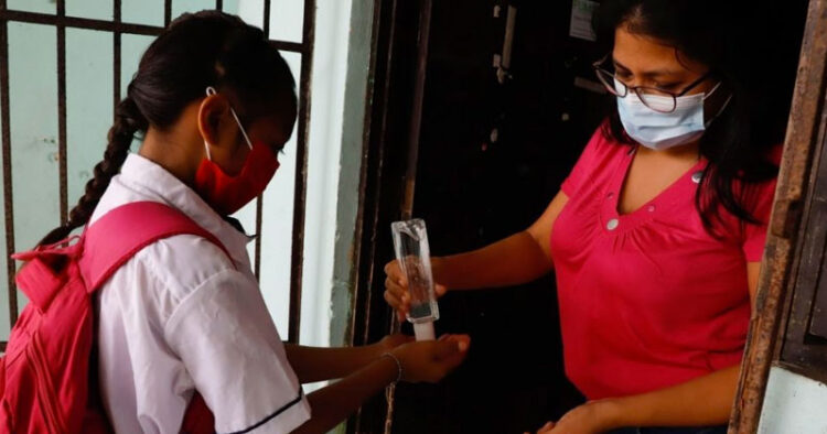 Será obligatorio el regreso a clases presenciales tras vacaciones de Semana Santa?
