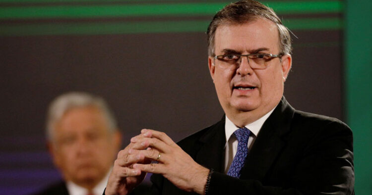 Anuncia Ebrard vuelo del AIFA a Qatar en la mañanera de AMLO