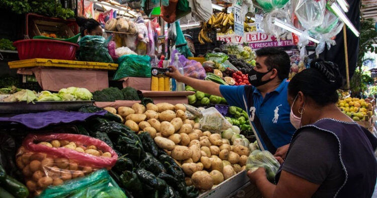 Sube inflación en México y se ubica en 7.45%