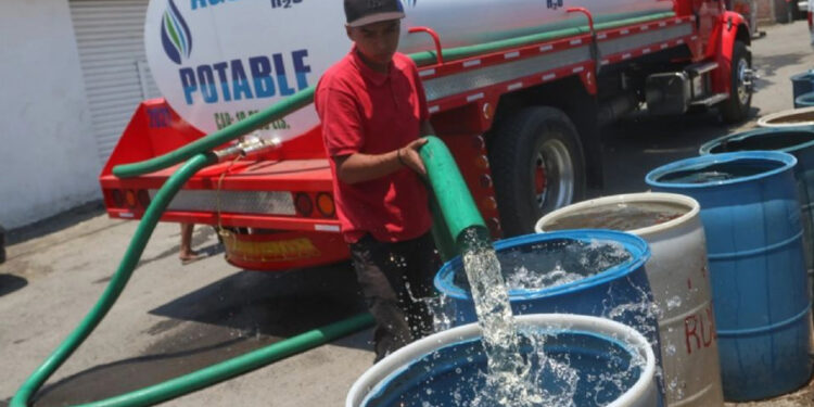 Organismos tandean agua en todo Tamaulipas