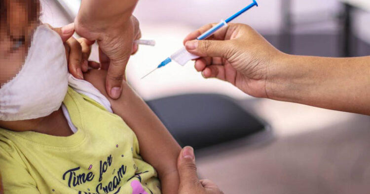 Niños mayores de 12 años recibirán vacuna contra Covid-19