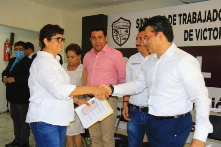Lalo y Sindicato de Victoria conmemoran Día del Trabajo