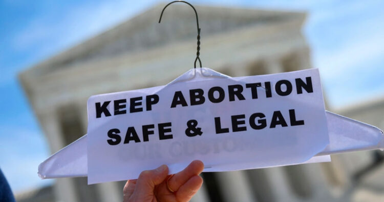 OMS respalda el aborto en EU
