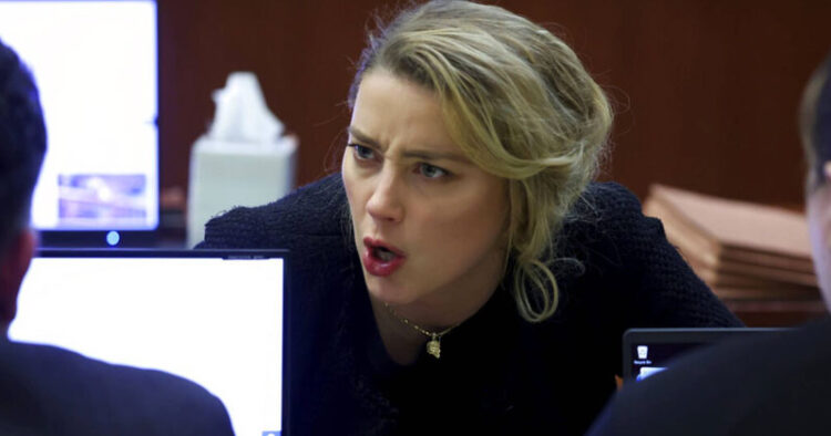 Amber Heard habría despedido a su equipo de RP