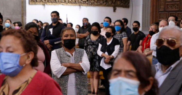Registran pocos casos de COVID-19 en los estados que aún usan cubrebocas