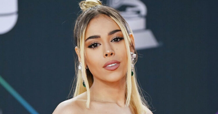 Hospitalizan a Danna Paola por Covid-19