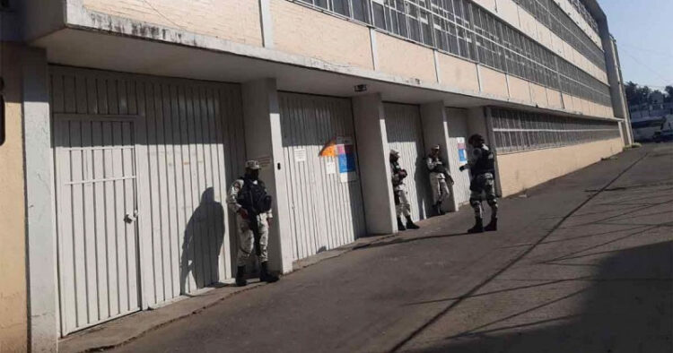 Resguarda GN secundaria de la CDMX tras amenaza de alumno