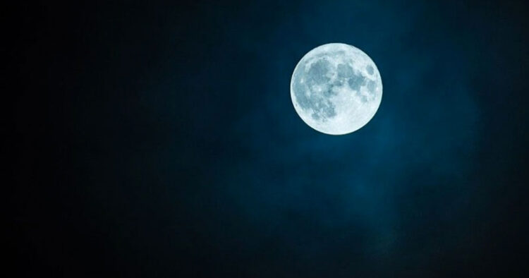 ¿De dónde viene el agua de la Luna?