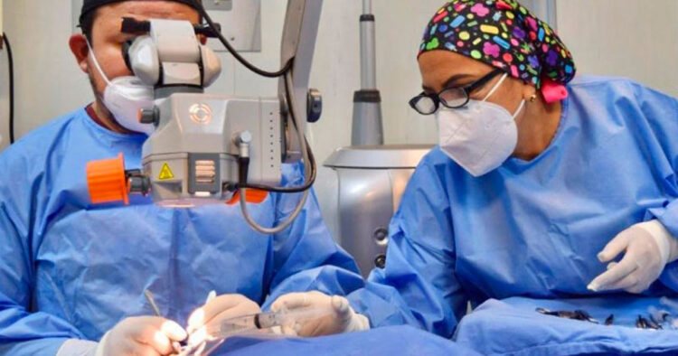 IMSS abre 13,765 plazas para la contratación inmediata de médicos especialistas