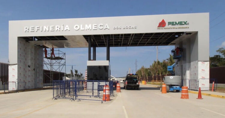 Refinería Dos Bocas ‘Olmeca’ estará lista el 2 de julio: AMLO