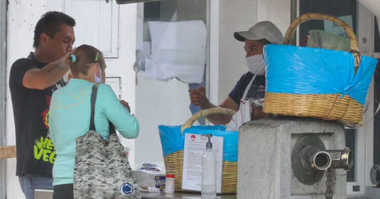Baja desempleo, pero aumenta informalidad en 2022: INEGI