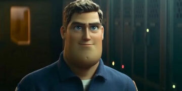 Emiratos Árabes Unidos prohíbe ‘Lightyear’ por beso gay