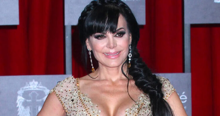 Maribel Guardia es coronada reina gay en EU
