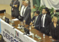 Pelean diputados en el Congreso del Estado