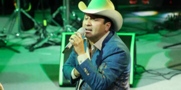 ¿Por qué Julión Álvarez no está en Spotify?