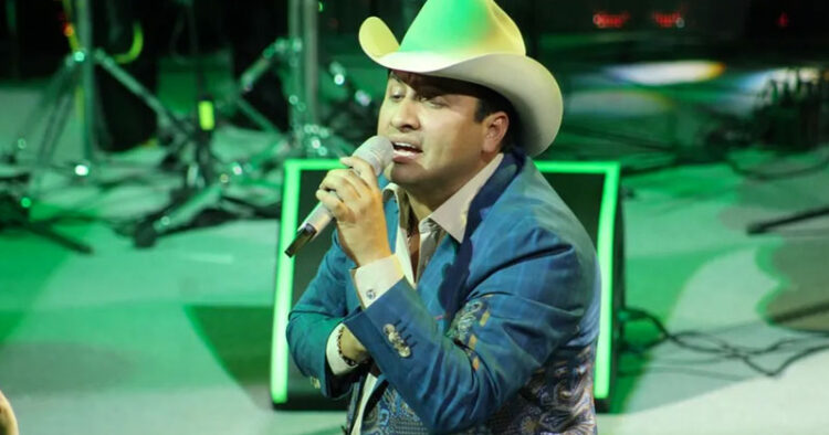 ¿Por qué Julión Álvarez no está en Spotify?
