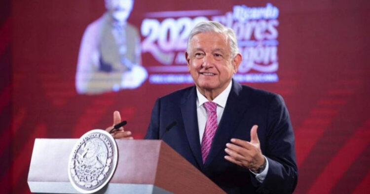 AMLO dice que opositores tienen malos dirigentes