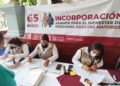 Acuden ciudadanos a inscribirse al «65 y más» en el palacio municipal de Victoria
