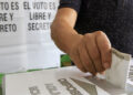INE rechaza que prohíba a votantes ingresar a casilla con celular