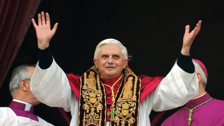 Fallece el Papa emérito Benedicto XVI