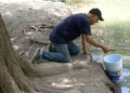 Habitantes de Escobedo ‘asaltan’ agua de área natural protegida