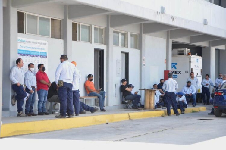 Inician paro trabajadores de Telmex en Tamaulipas