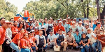 Presencian Lucy y Lalo éxito de parriFest 2022