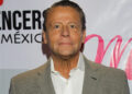 Alfredo Adame regala auto de lujo a su manager