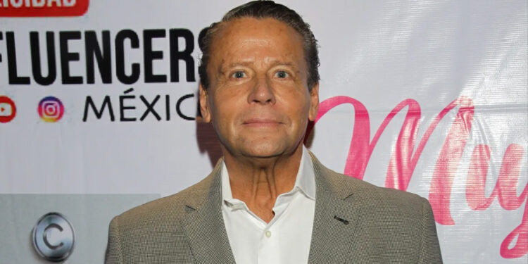 Alfredo Adame regala auto de lujo a su manager