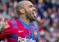 Pumas manda oferta a Dani Alves