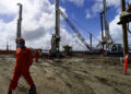 En diciembre saldrá el primer barril de la refinería Dos Bocas: AMLO