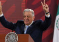 AMLO da “like” a levantamiento de huelga en Telmex