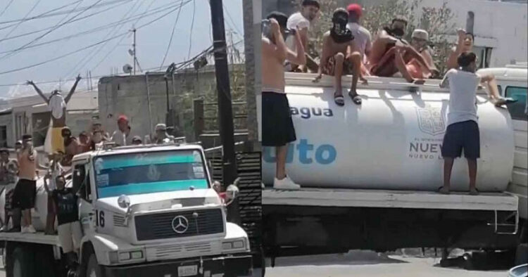 Así celebran regios la llegada de una pipa de agua a su colonia