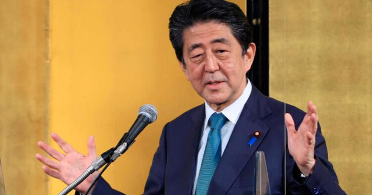 Dan último adiós al exprimer ministro Shinzo Abe