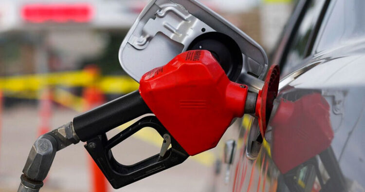 ¿Cuál es el horario ideal para llenar el tanque de gasolina?
