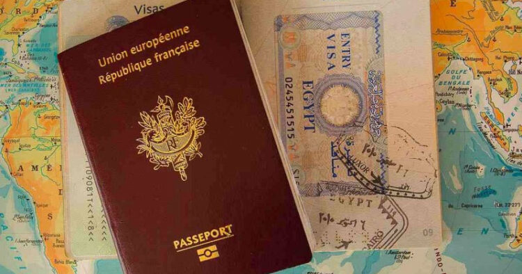 Buscan prohibir visados para  todos los rusos en UE